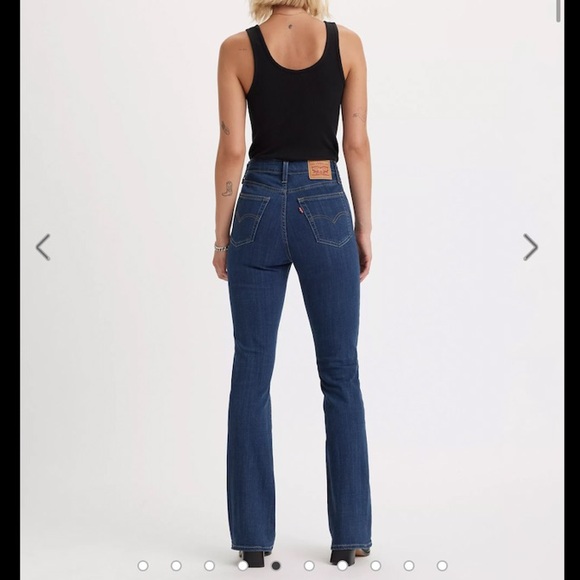 High Rise Bootcut Levi’s - Picture 1 of 7